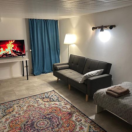 Souterrain Wohnung In Der Naehe Vom Duesseldorfer Flughafen Ратінген Екстер'єр фото