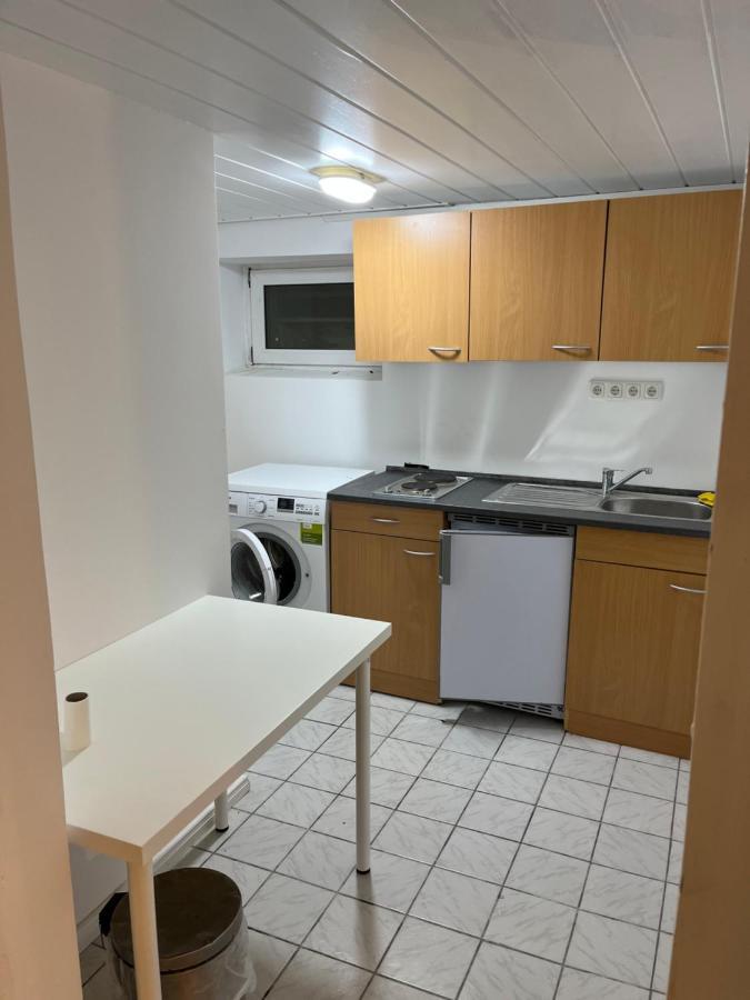 Souterrain Wohnung In Der Naehe Vom Duesseldorfer Flughafen Ратінген Екстер'єр фото