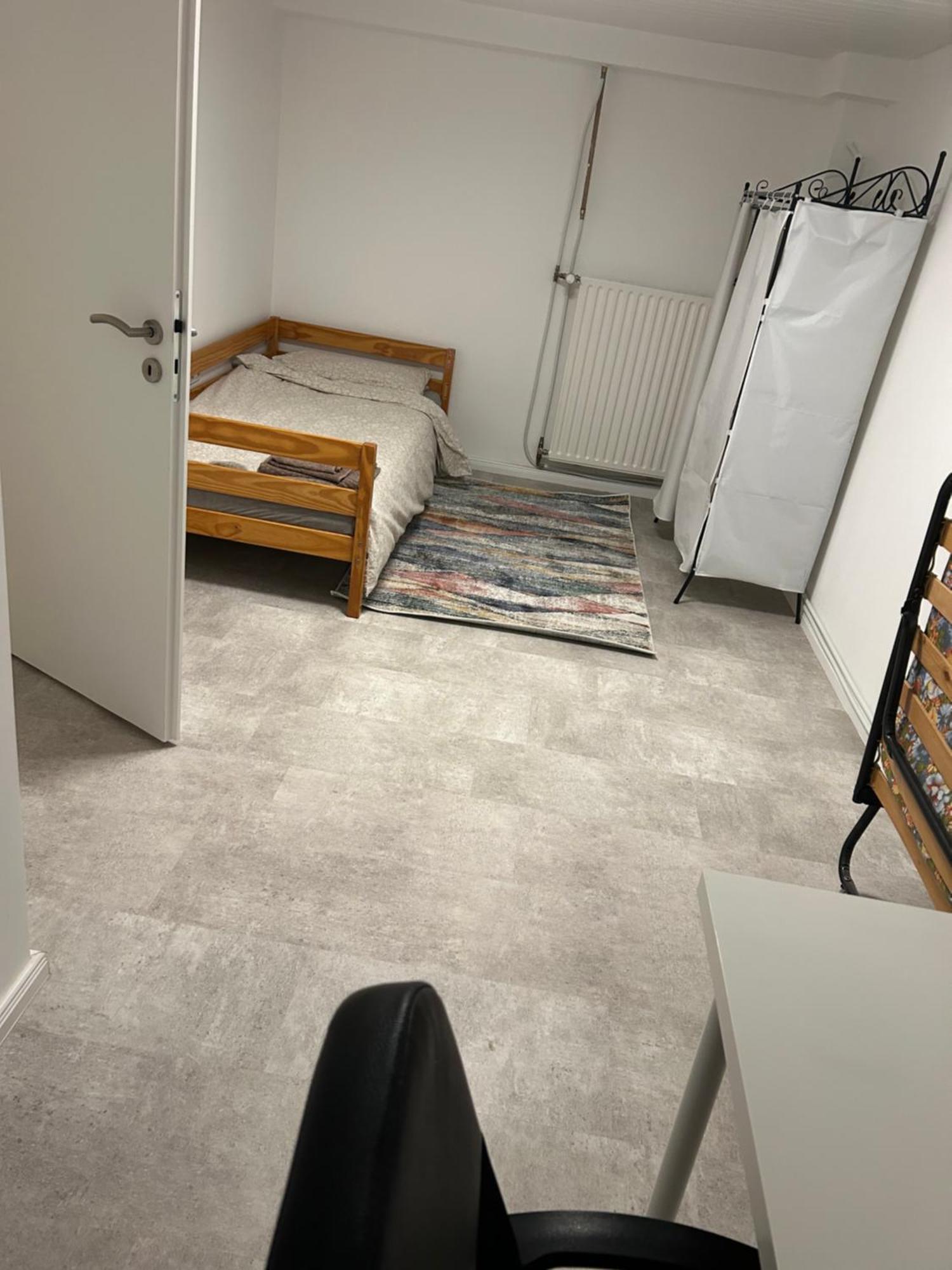 Souterrain Wohnung In Der Naehe Vom Duesseldorfer Flughafen Ратінген Екстер'єр фото
