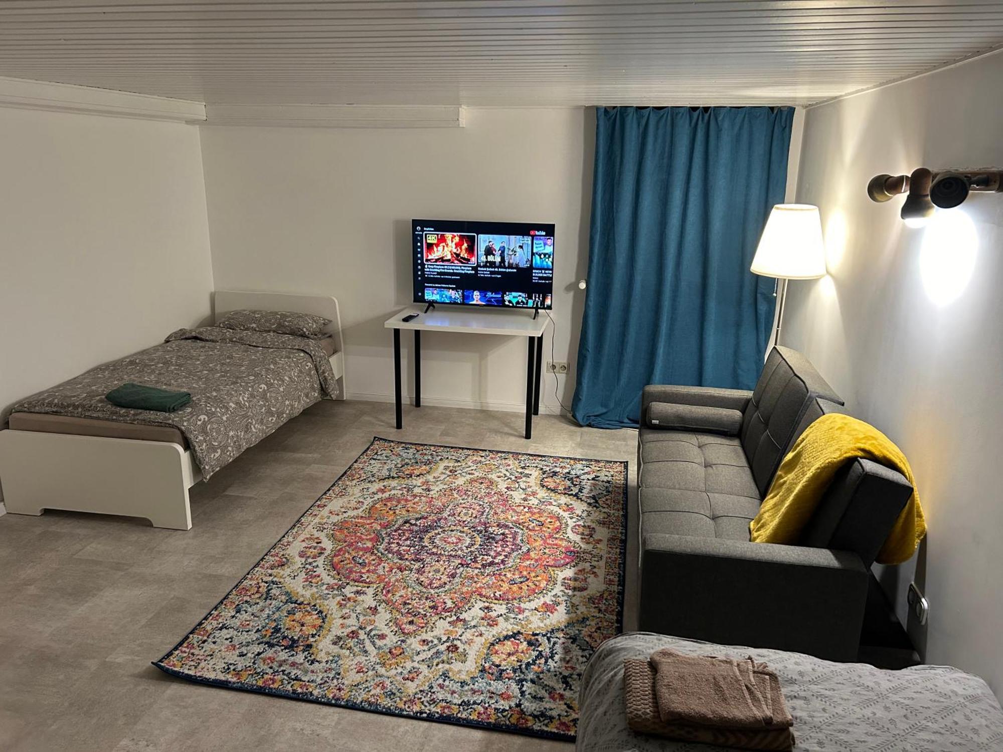 Souterrain Wohnung In Der Naehe Vom Duesseldorfer Flughafen Ратінген Екстер'єр фото